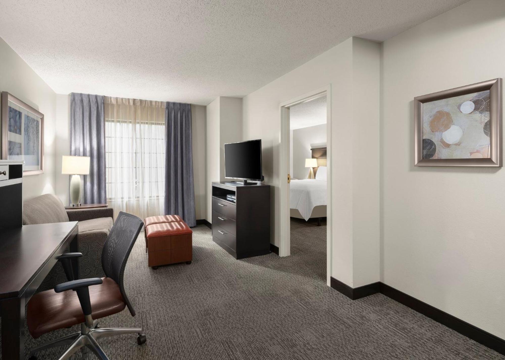 Staybridge Suites Indianapolis-Airport By Ihg Plainfield Exterior photo