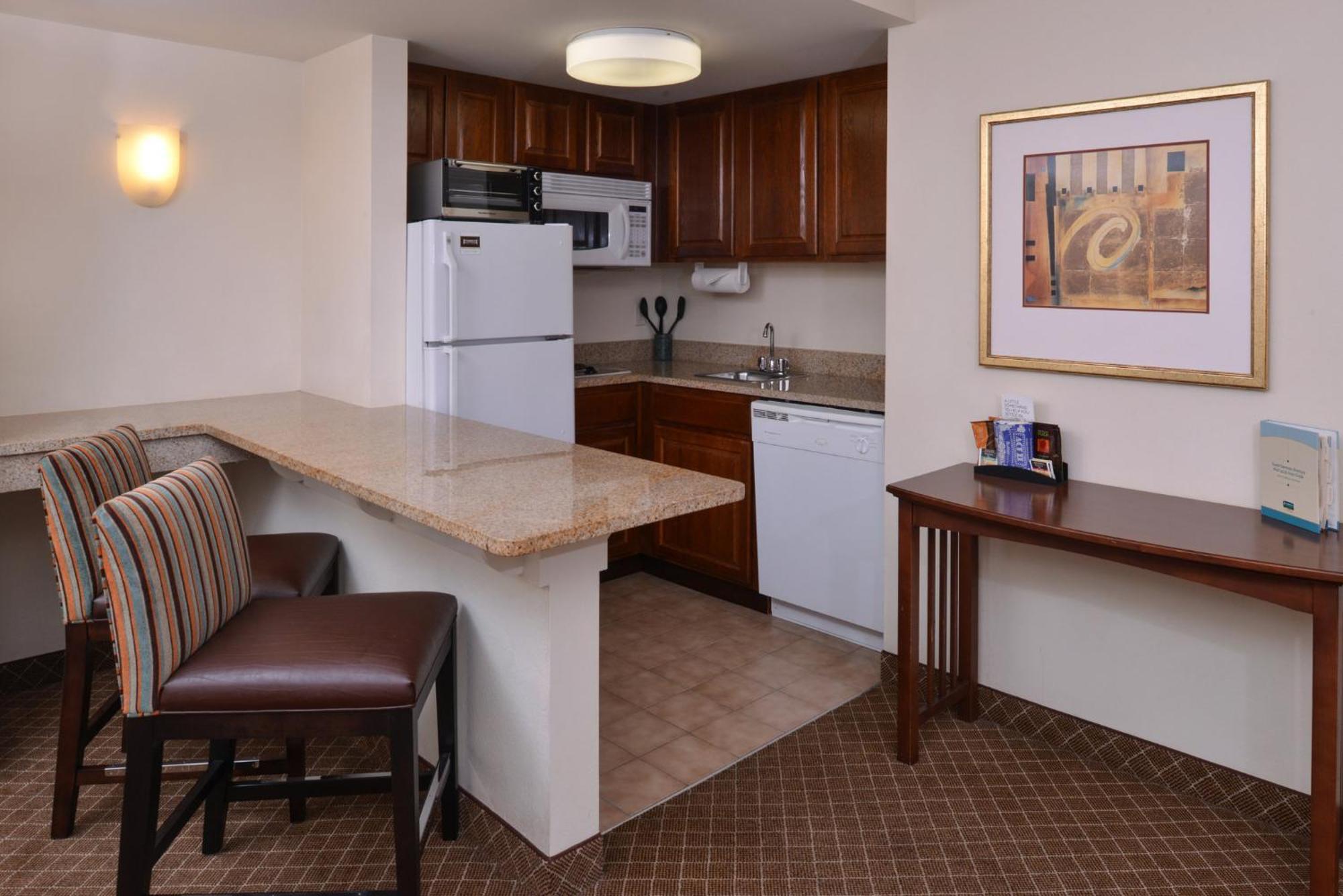 Staybridge Suites Indianapolis-Airport By Ihg Plainfield Exterior photo