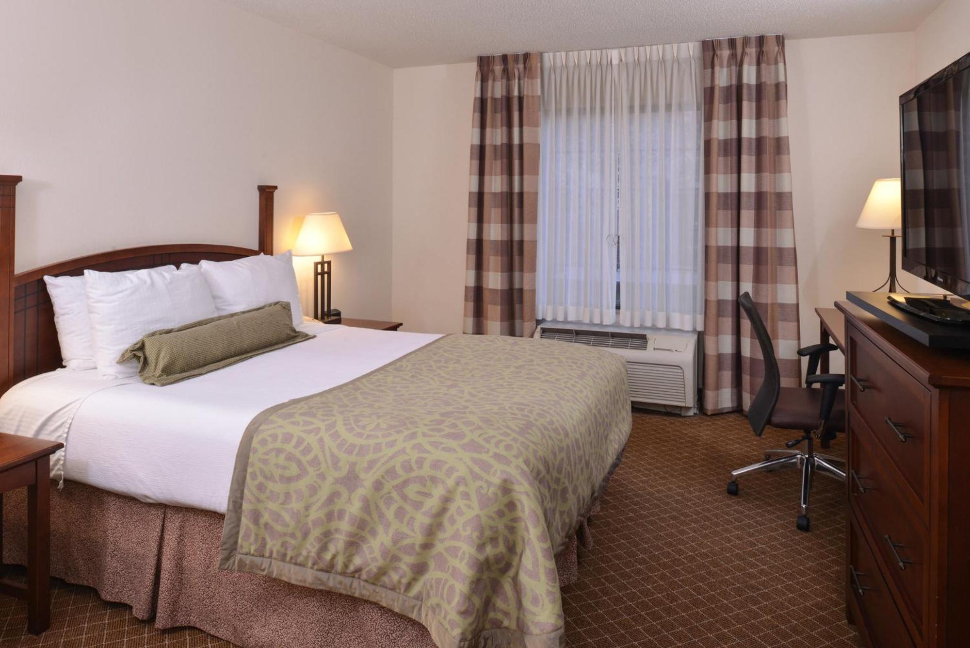 Staybridge Suites Indianapolis-Airport By Ihg Plainfield Exterior photo