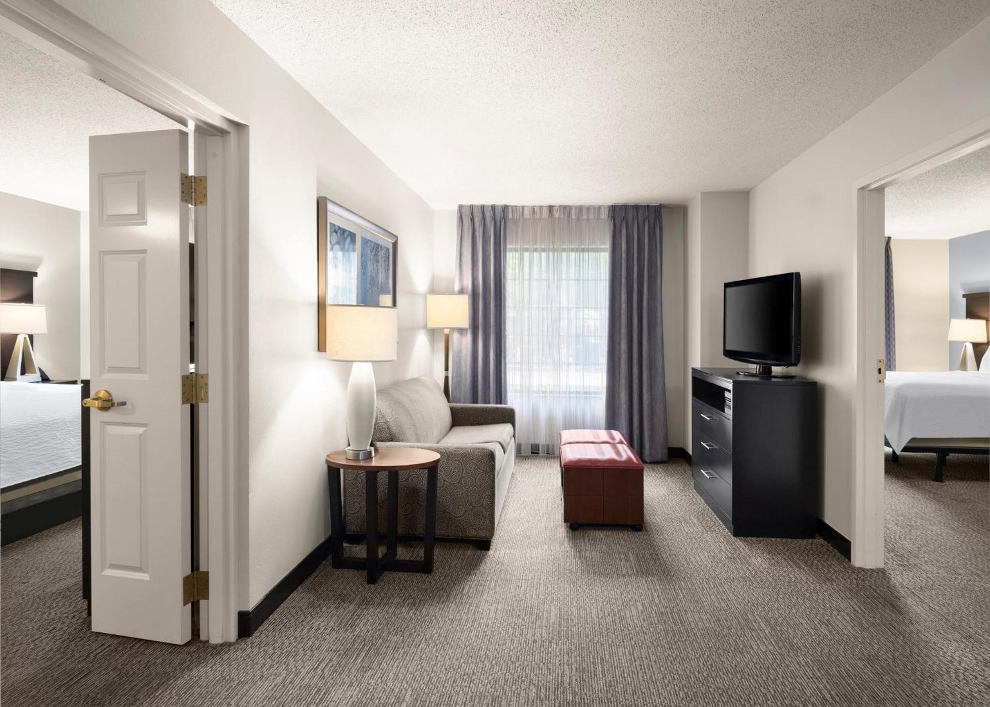 Staybridge Suites Indianapolis-Airport By Ihg Plainfield Exterior photo